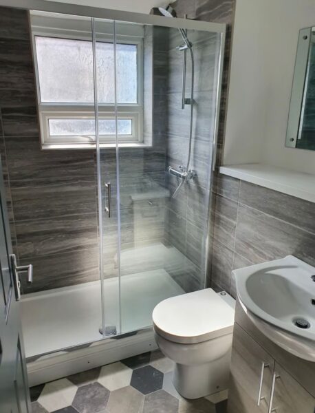 5 BED - 1 Glanbrydan Avenue, Uplands, Swansea, SA2 0HY