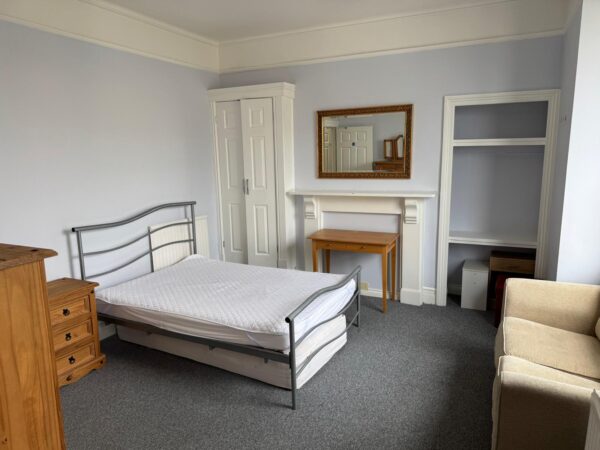 6 BED - 87 King Edwards Road, Brynmill, Swansea, SA2