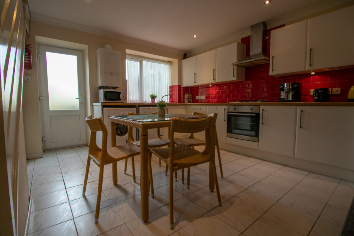 96 Eversley Road, Brynmill, Swansea, SA2 9DF