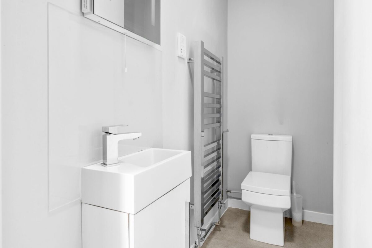 6/7 BED - 50 Mansel Street, Swansea, SA1 5TE