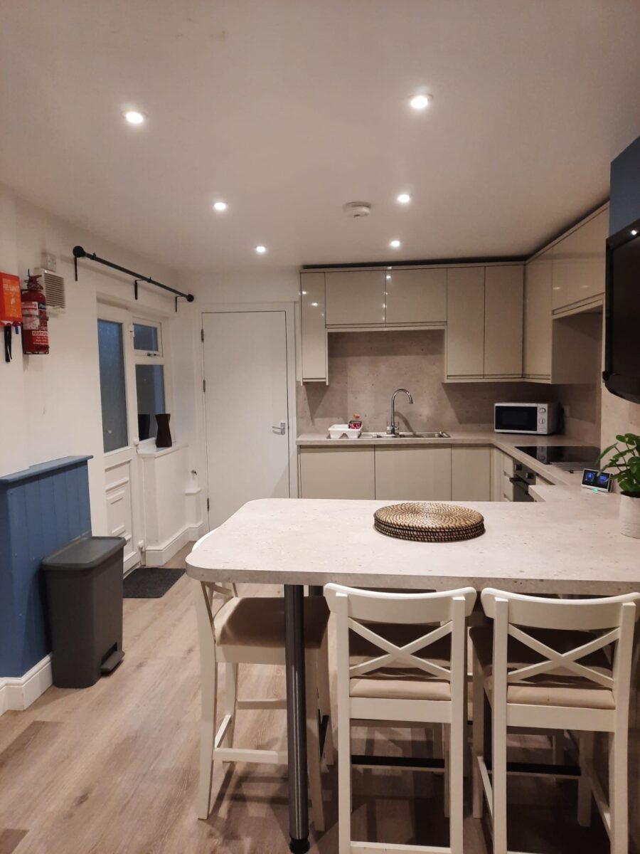 18 Aylesbury Road, Brynmill, Swansea, SA2 0BS