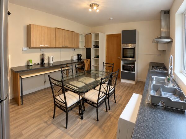 8 BED - 84 Bryn Road, Brynmill, Swansea, SA2 0AS