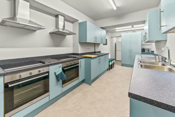 7 BED - 52 Mansel Street, Swansea, SA1 5TE