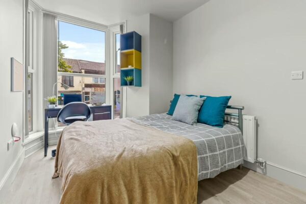 7 BED - 52 Mansel Street, Swansea, SA1 5TE