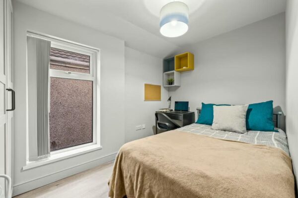 7 BED - 52 Mansel Street, Swansea, SA1 5TE
