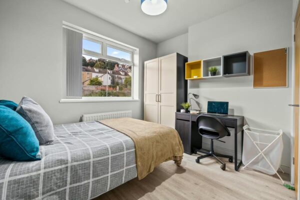7 BED - 52 Mansel Street, Swansea, SA1 5TE